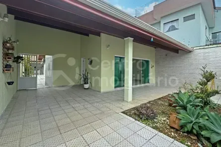 Casa com 3 Quartos à venda, 218m² no , Peruíbe