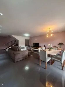 Casa de Condomínio com 3 Quartos à venda, 274m² no Vila Borghesi, São Roque
