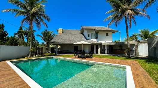 Casa com 7 Quartos para alugar, 850m² no Jardim Acapulco, Guarujá