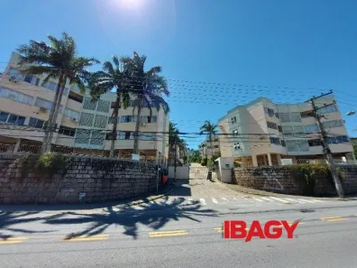 Apartamento com 2 Quartos para alugar, 65m² no Pantanal, Florianópolis