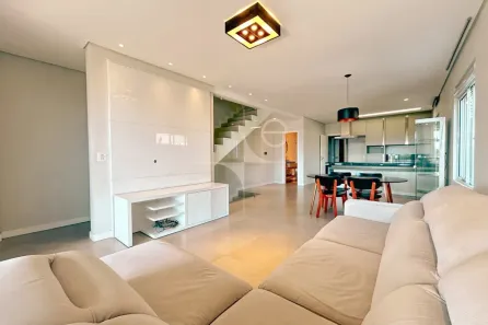 Casa com 4 Quartos para alugar, 184m² no Centro, Florianópolis
