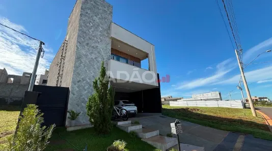Sobrado com 4 Quartos à venda, 191m² no Jardins Parma, Senador Canedo