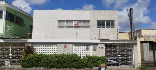 Casa com 6 Quartos à venda, 376m² no Imbiribeira, Recife