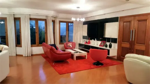 Sobrado com 4 Quartos à venda, 305m² no Parque Colonial, São Paulo