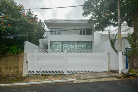 Casa com 3 Quartos à venda, 600m² no Jardim da Glória, São Paulo