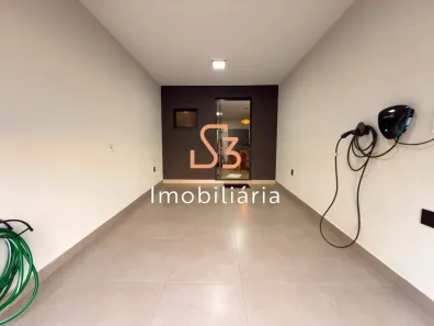 Casa com 1 Quarto para alugar, 40m² no Minas Gerais, Uberlândia