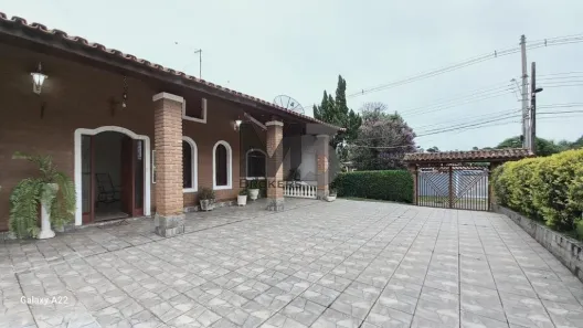 Fazenda/Sítio com 3 Quartos à venda, 1000m² no Recanto dos Dourados, Campinas