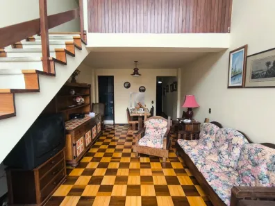 Apartamento com 2 Quartos para alugar, 60m² no Alto, Teresópolis