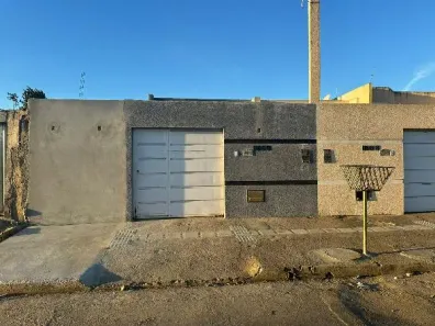 Casa com 2 Quartos à venda, 90m² no Zabelê, Vitória da Conquista