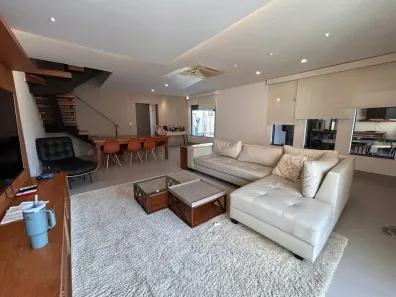 Casa de Condomínio com 3 Quartos à venda, 238m² no Recreio dos Bandeirantes, Rio de Janeiro