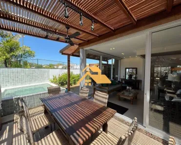 Casa de Condomínio com 4 Quartos à venda, 169m² no Bairro de Juquehy, São Sebastião