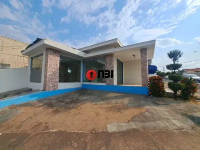 Casa com 3 Quartos para alugar, 312m² no Vila Aeroporto, São José do Rio Preto