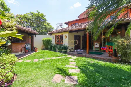 Casa com 3 Quartos à venda, 370m² no Chácara Santo Antônio (Zona Sul), São Paulo