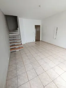 Sobrado com 2 Quartos à venda, 80m² no Parque Casa de Pedra, São Paulo