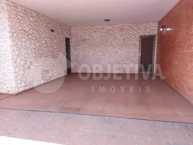 Casa com 3 Quartos à venda, 395m² no Centro, Uberlândia