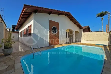 Casa com 3 Quartos à venda, 120m² no Parque Turistico, Peruíbe