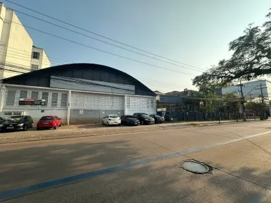 Galpão/Depósito/Armazém para venda ou aluguel, 750m² no Navegantes, Porto Alegre