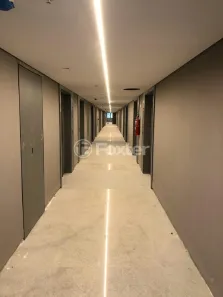 Sala Comercial à venda, 29m² no Partenon, Porto Alegre