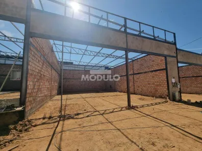Galpão/Depósito/Armazém para alugar, 216m² no Shopping Park, Uberlândia