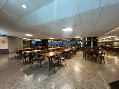 Ponto Comercial para alugar, 52m² no Asa Norte, Brasília