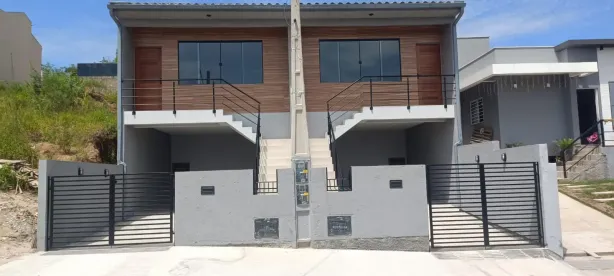 Sobrado com 3 Quartos à venda, 104m² no Potecas, São José