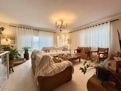 Casa com 3 Quartos à venda, 162m² no Estuário, Santos