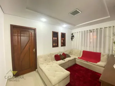 Casa com 3 Quartos à venda, 260m² no Parque Olimpico, Mogi das Cruzes