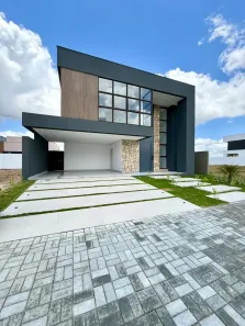 Sobrado com 4 Quartos à venda, 265m² no Universitário, Caruaru