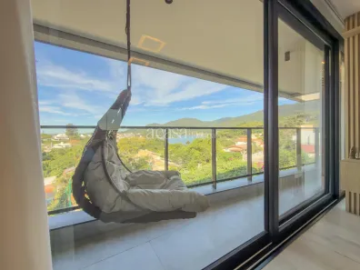 Casa de Condomínio com 3 Quartos à venda, 275m² no Lagoa da Conceição, Florianópolis