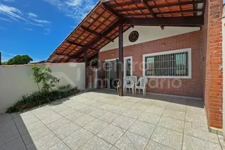 Casa com 3 Quartos à venda, 200m² no , Peruíbe