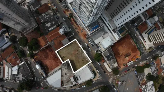Lote/Terreno com 1 Quarto à venda, 968m² no Setor Bueno, Goiânia