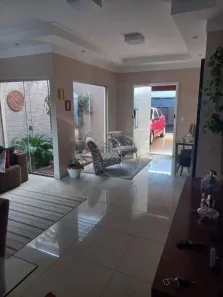 Casa com 3 Quartos à venda, 220m² no Parque dos Girassóis, Uberaba