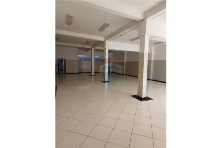 Ponto Comercial para alugar, 300m² no Bonfim, Campinas