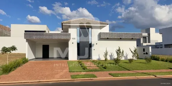 Casa de Condomínio com 4 Quartos à venda, 231m² no Granja Marileusa, Uberlândia