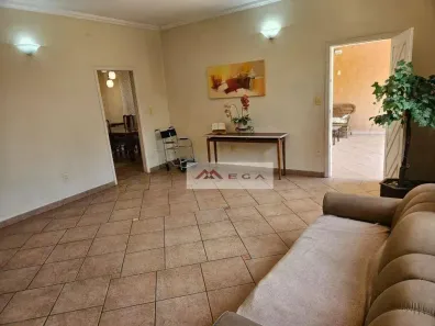 Casa com 4 Quartos à venda, 237m² no Vila Nogueira, Campinas