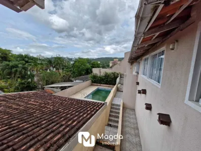 Casa com 4 Quartos à venda, 267m² no Velha, Blumenau