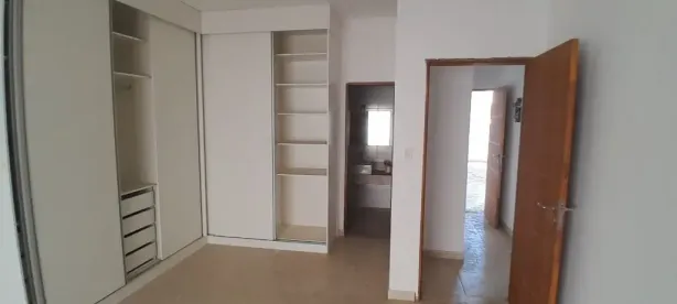 Sobrado com 4 Quartos à venda, 220m² no Campos Elíseos, Taubaté