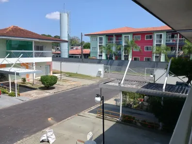 Casa de Condomínio com 4 Quartos à venda, 157m² no Flores, Manaus