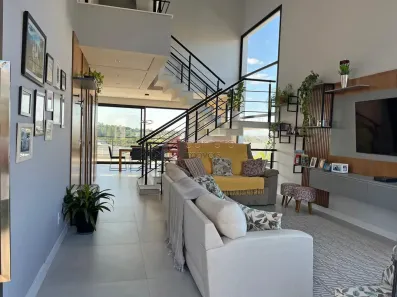 Casa com 3 Quartos à venda, 328m² no Medeiros, Jundiaí