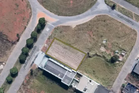 Lote/Terreno com 1 Quarto à venda, 801m² no Residencial Canadá, Goiânia