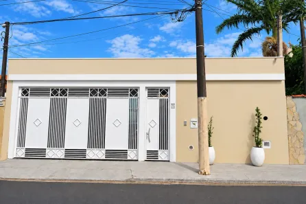 Casa com 3 Quartos à venda, 190m² no Parque dos Timburis, São Carlos