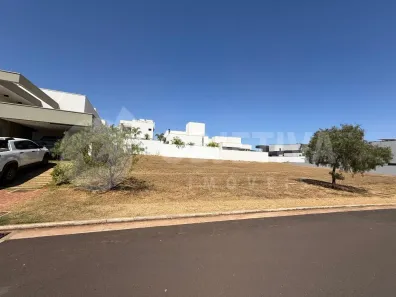 Lote/Terreno à venda, 450m² no Granja Marileusa, Uberlândia
