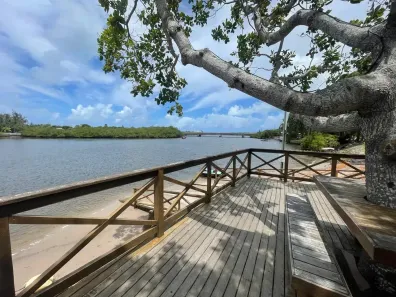 Casa de Condomínio com 4 Quartos para alugar, 150m² no Vale do Landirana (Abrantes), Camaçari