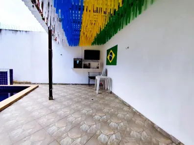 Sobrado com 3 Quartos à venda, 250m² no Tarumã, Manaus