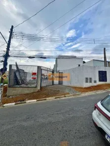 Sobrado com 2 Quartos à venda, 60m² no Vila Perracini, Poá