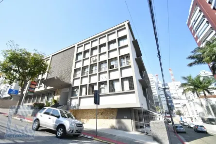 Apartamento com 2 Quartos à venda, 88m² no Centro, Florianópolis
