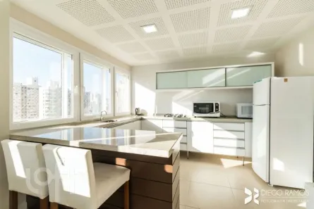 Apartamento com 3 Quartos à venda, 80m² no Passo da Areia, Porto Alegre
