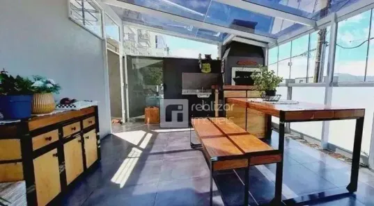 Casa com 3 Quartos à venda, 247m² no Córrego Grande, Florianópolis