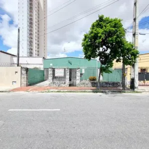 Casa com 3 Quartos à venda, 970m² no Parque Araxá, Fortaleza