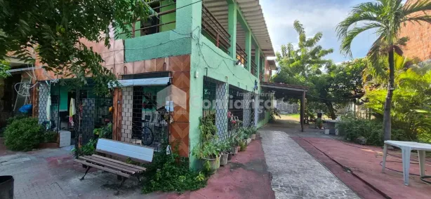 Casa com 5 Quartos à venda, 842m² no Presidente Kennedy, Fortaleza
